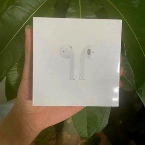 Apple earphones Airpods 2nd Gen